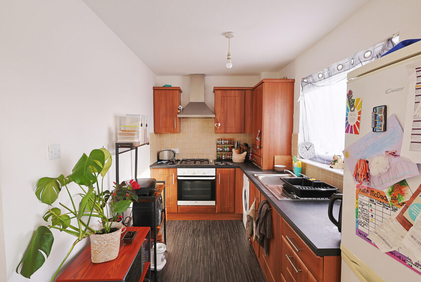 43 Goldcrest Crescent - Kitchen