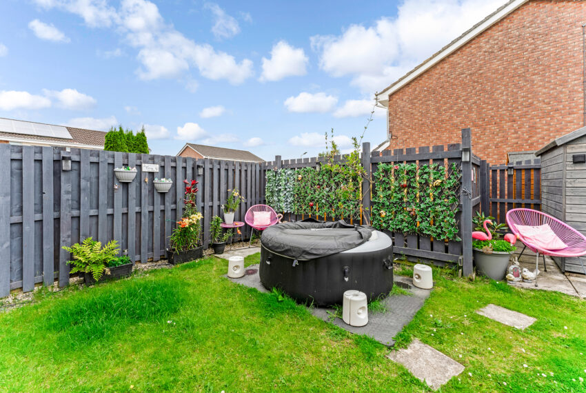 18 Blair Atholl Gardens - Rear Garden 2