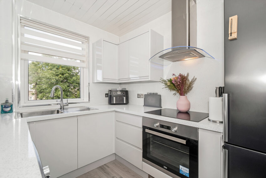 5 Greenhead Avenue - Kitchen