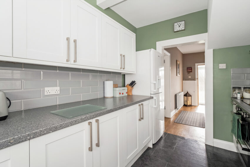 251 Glasgow Road - Kitchen 3