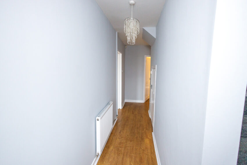 105 Glen Avenue - Entrance Hallway