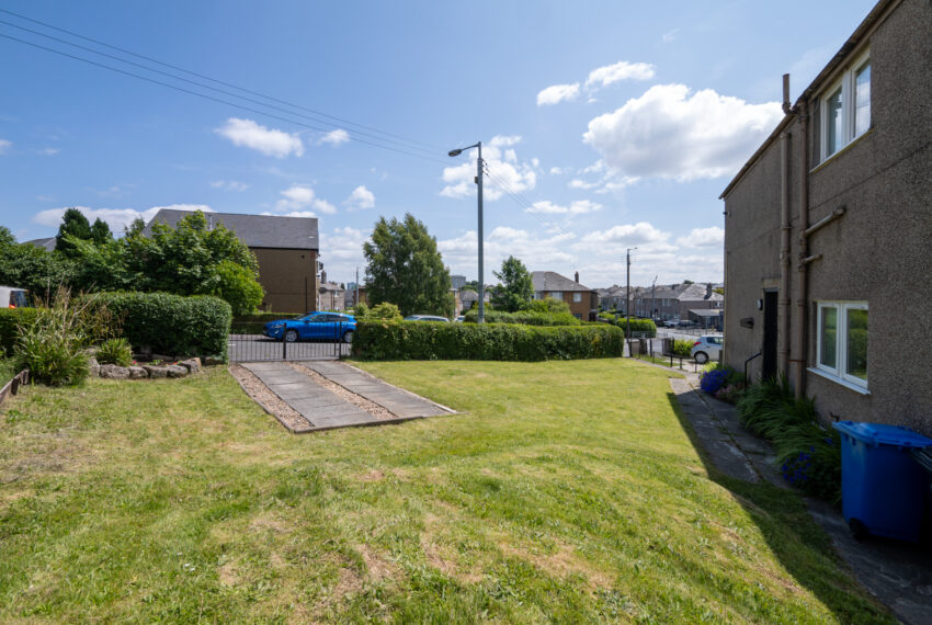 15 Renshaw Drive-19
