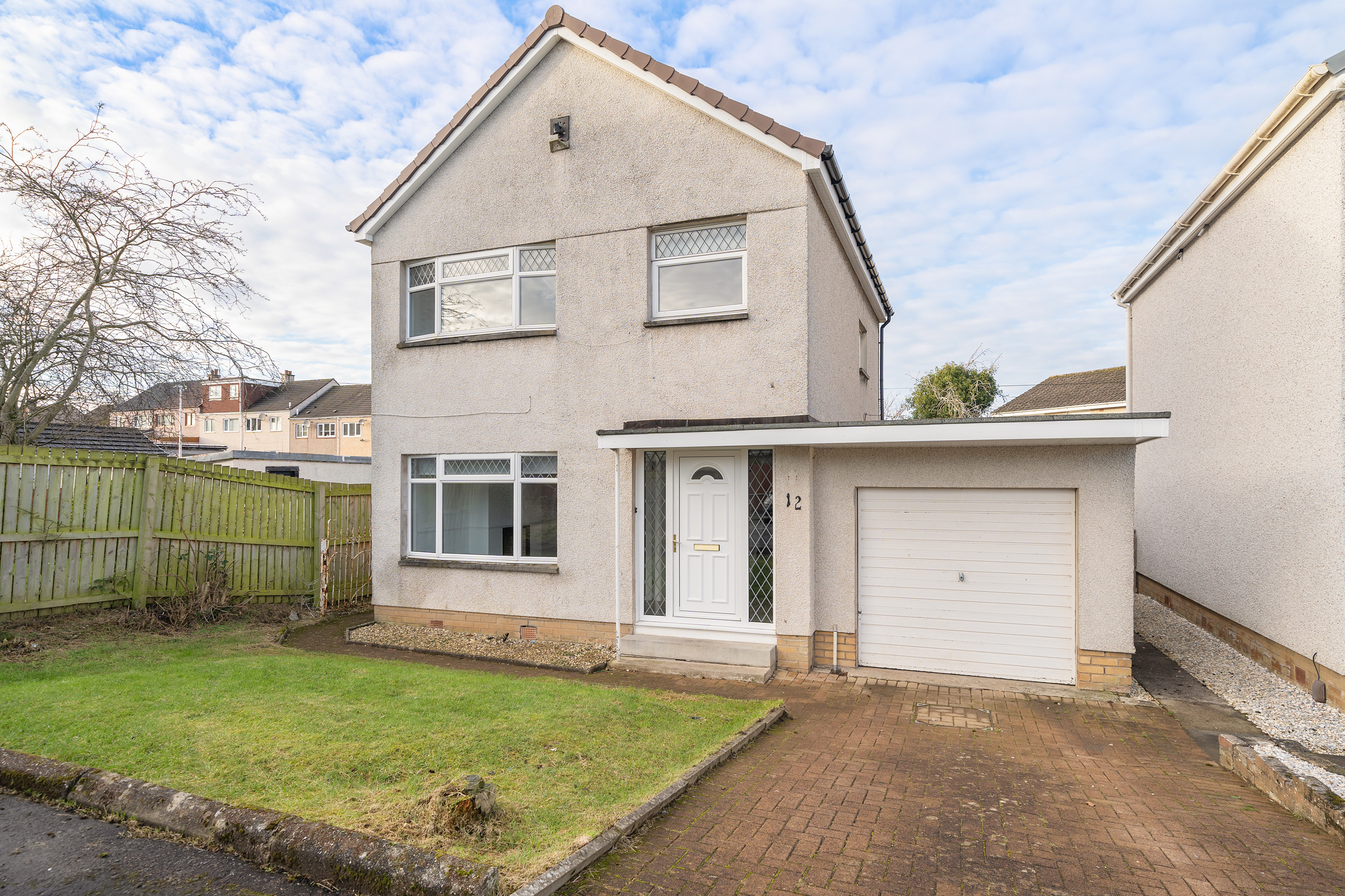 Jura Gardens, Larkhall, ML9 2JS